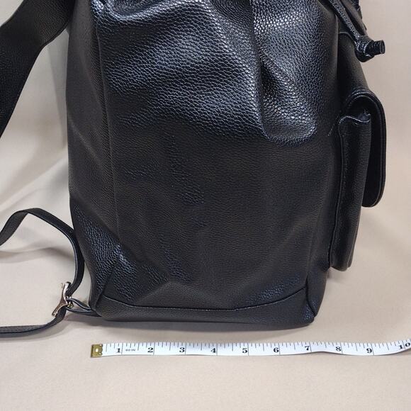 Black faux leather Backpack - Picture 12 of 16